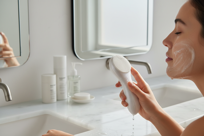 Facial Brush Lifestyle